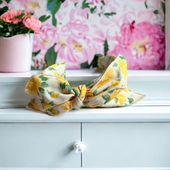 Hairband - Picture 2 of 5